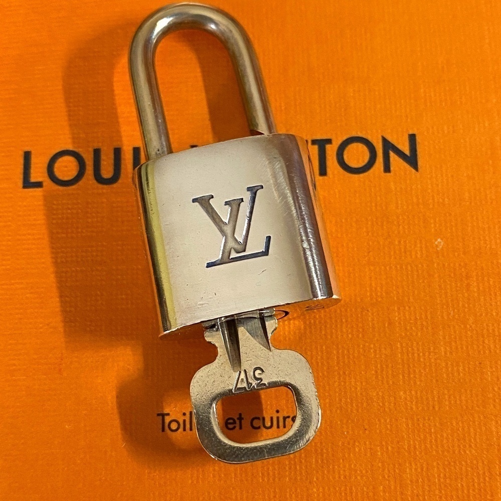 Authentic Louis Vuitton Brass Padlock & Key Set #317